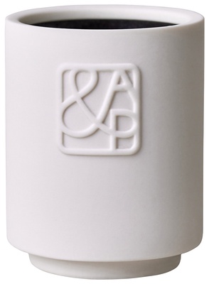 AUGUST & PIERS Socialite Candle 90 g