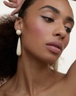 WONDERBLUSH La Lumière Liquid Eye Shadow Coquillage