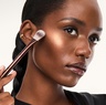 Hourglass No. 16 Highlighter Brush